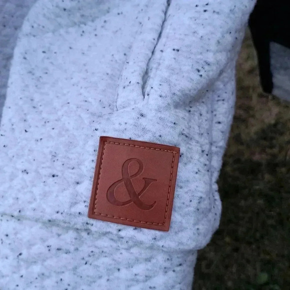 Charcoal and grey fleece knitted hoodie with zipper pockets - Picture 4 of 8